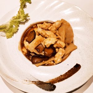 245 -  POLLO FUNGHI E BAMBU