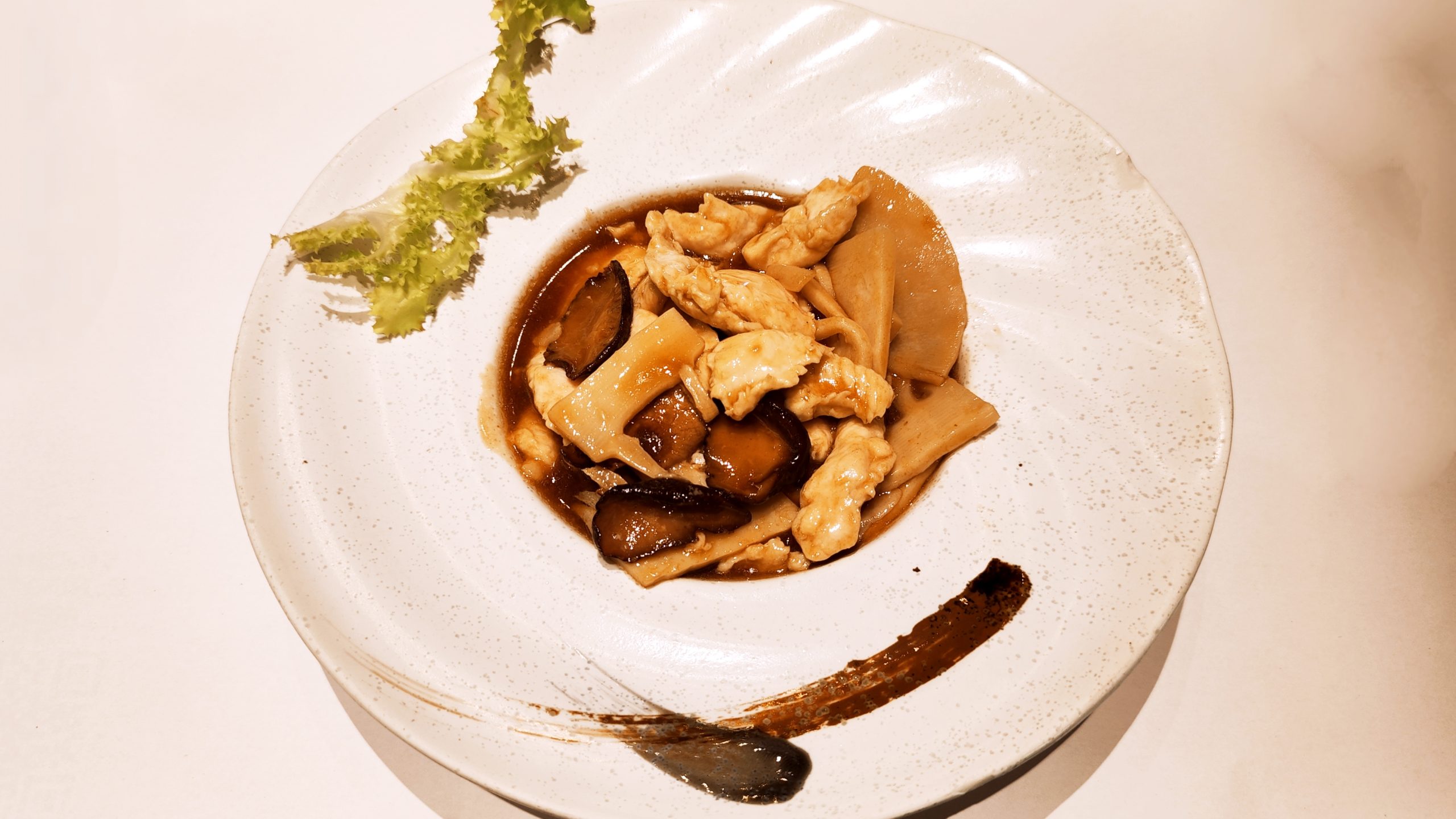245 -  POLLO FUNGHI E BAMBU