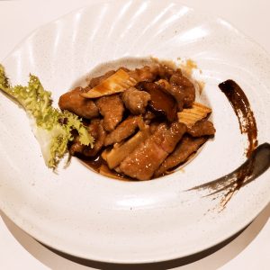 253 -  VITELLO CON FUNGHI E BAMBU